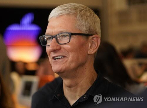 팀 쿡 애플 CEO. [AP=연합뉴스 자료사진]